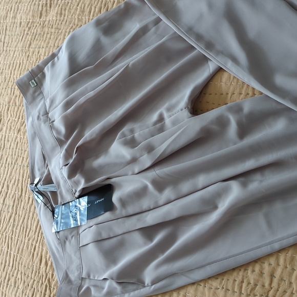 final Sale 🆕🌿DRESS PANTS 🌿 - Picture 2 of 11